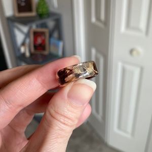 Acrylic Ring w Flowers Size 6